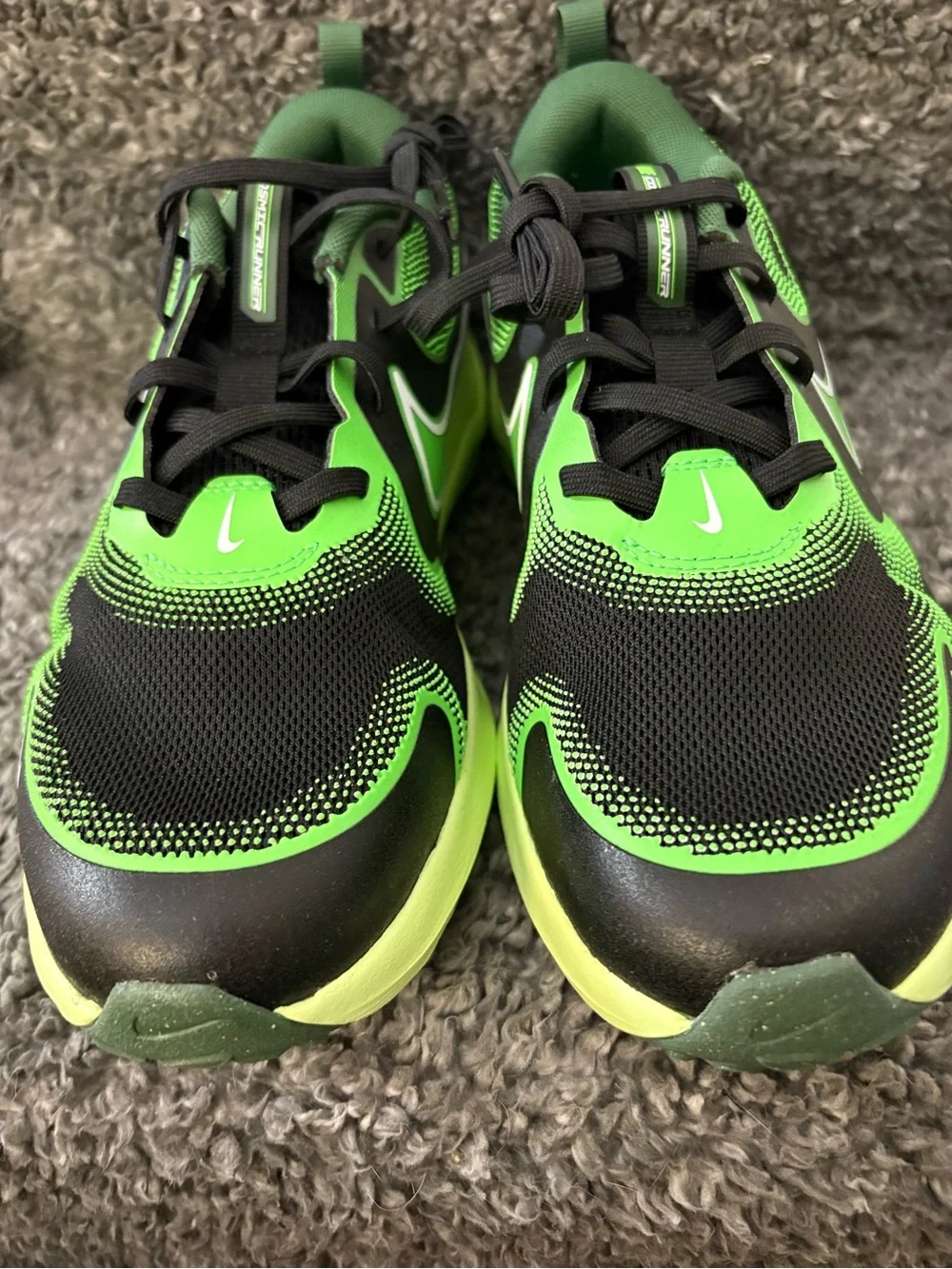 Nike Black and Neon Green Athletic Sneakers - cosmic runner